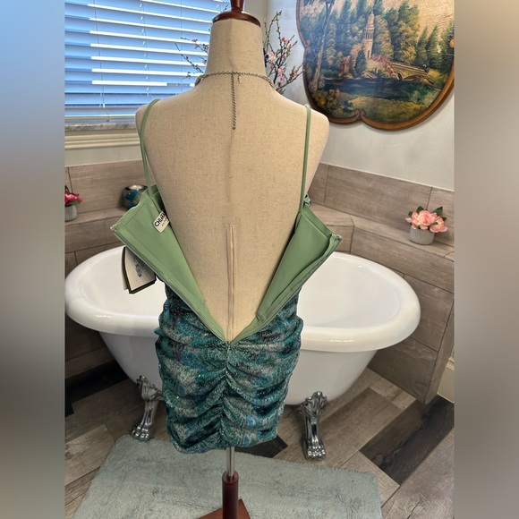 NWT Chiara Boni Exclusive Neiman Cocktail Party Pastel Floral Ruched Dress - Picture 10 of 15